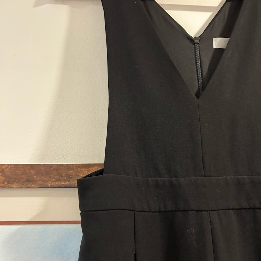 Simons Contemporaine Wide Leg Crop V-Neck Sleeveless Jumpsuit Black - Picture 4 of 9